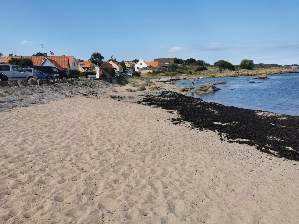 The Fig Studio - "Den Gule Svane" Guest House - Near Ronne & Beach Exteriör bild